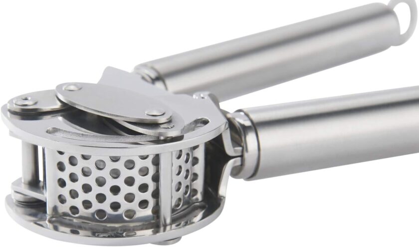 Stainless Steel Garlic & Ginger Press with Scraper for Effortless Mincing with Easy Cleanup, 13-inch - Image 2