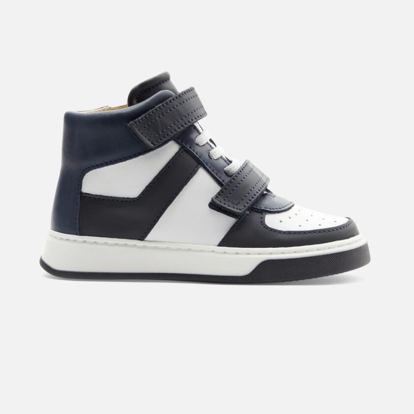 Boy high top trainers