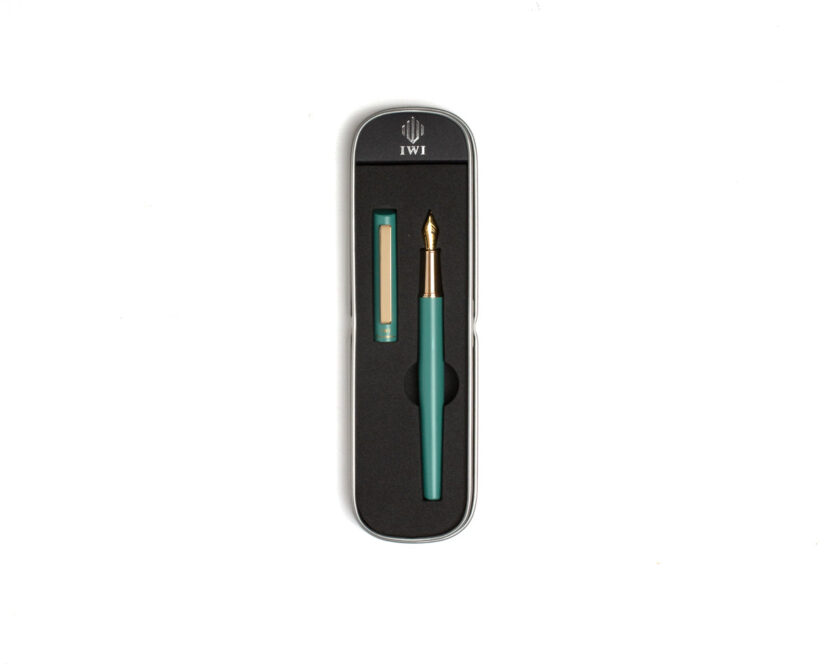 Minimalist Slimline Fountain Pen Green Extra Fine - Image 2