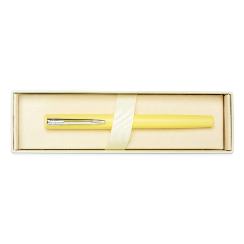 Elegant Pastel Pink Fountain Pen - Image 4