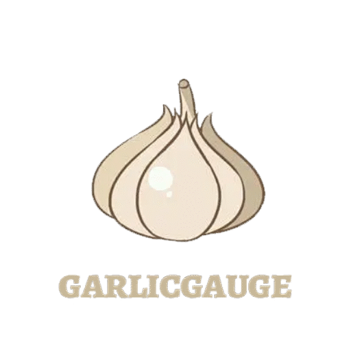 Efficient manual garlic press