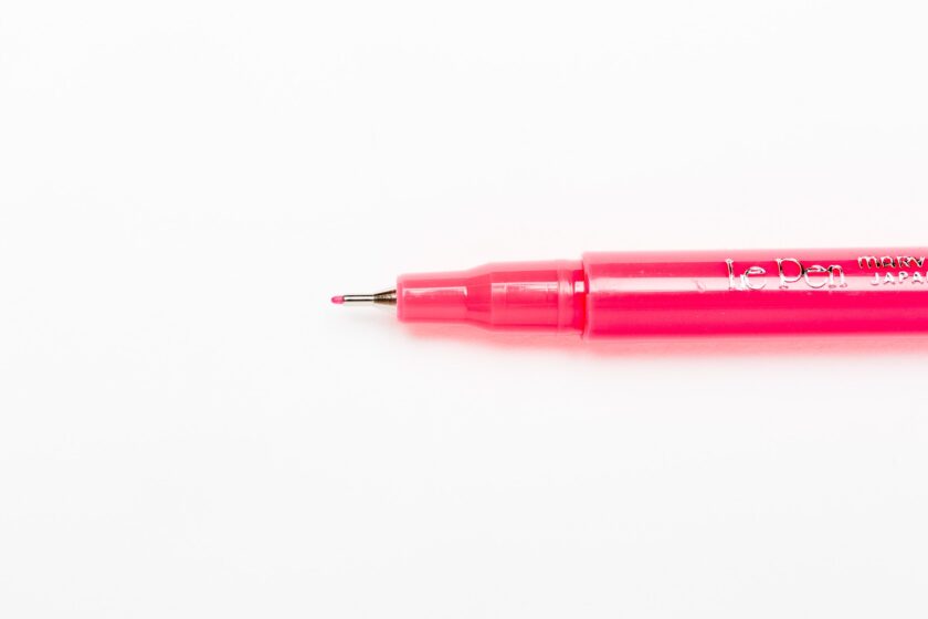 Fluorescent Pink Fine Tip Pen